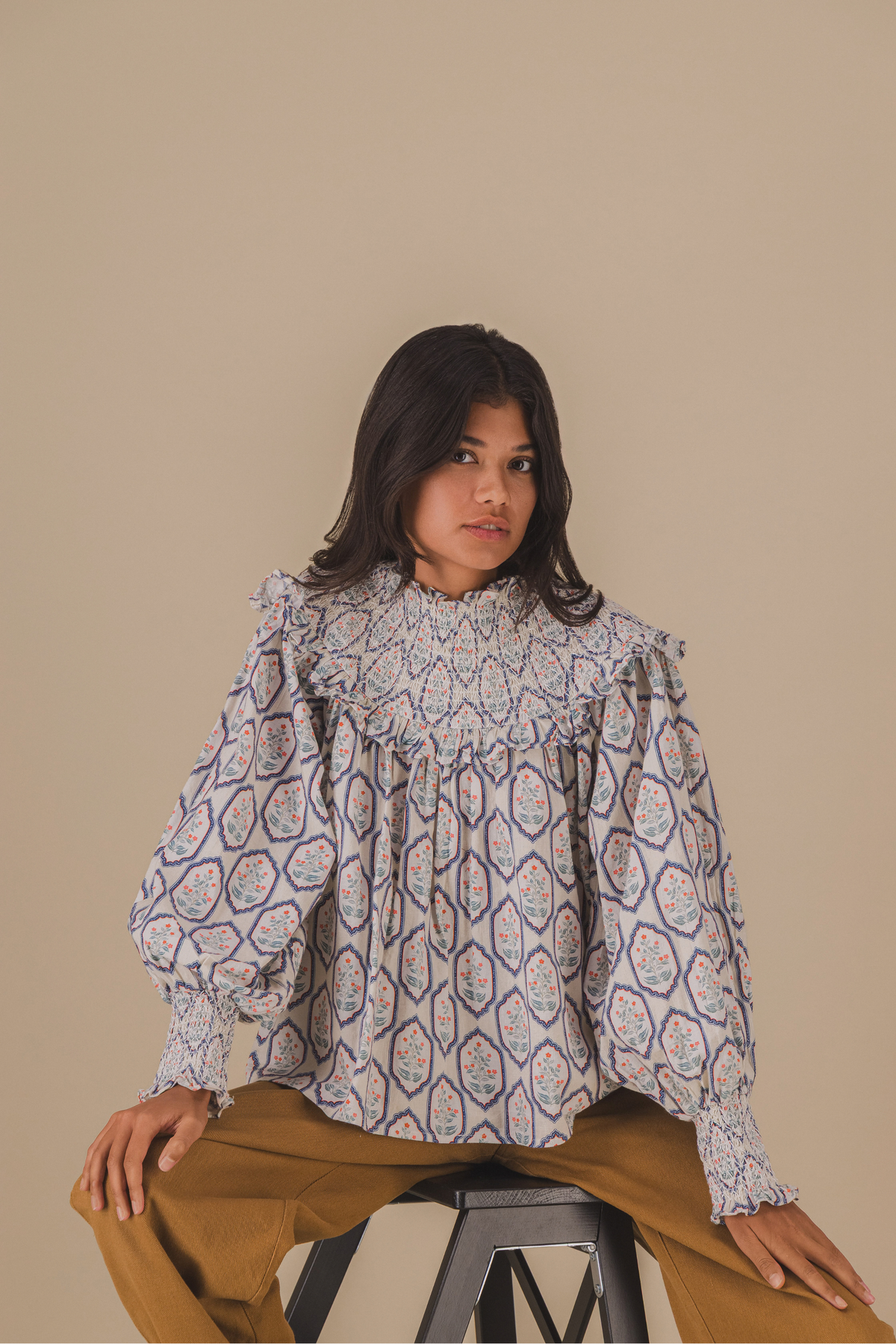 Blusa Valentine Ikat Azul Marino