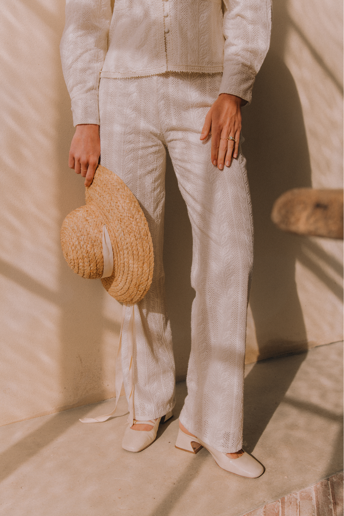 Pantalon Capri brodé